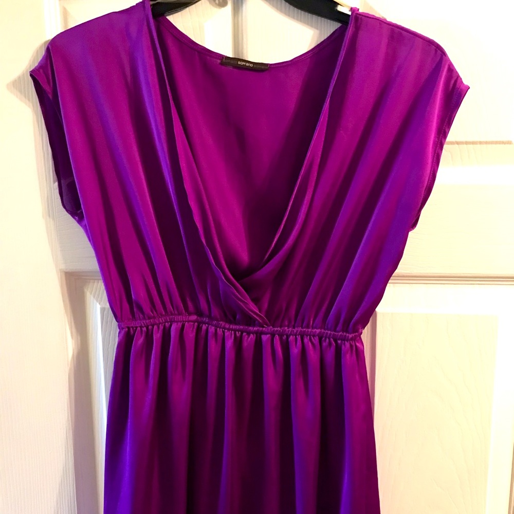 Purple Deep neckline dress